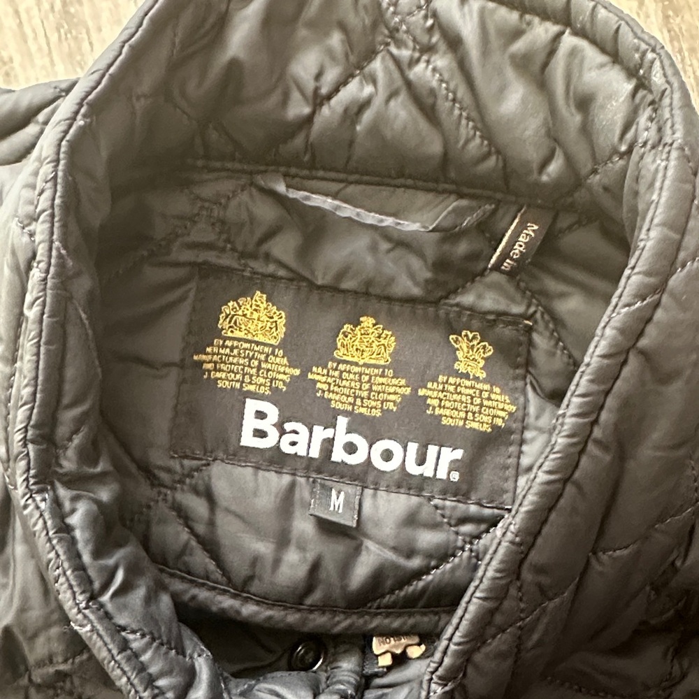 Barbour Quilted Black Jacket - Picture 8 of 10